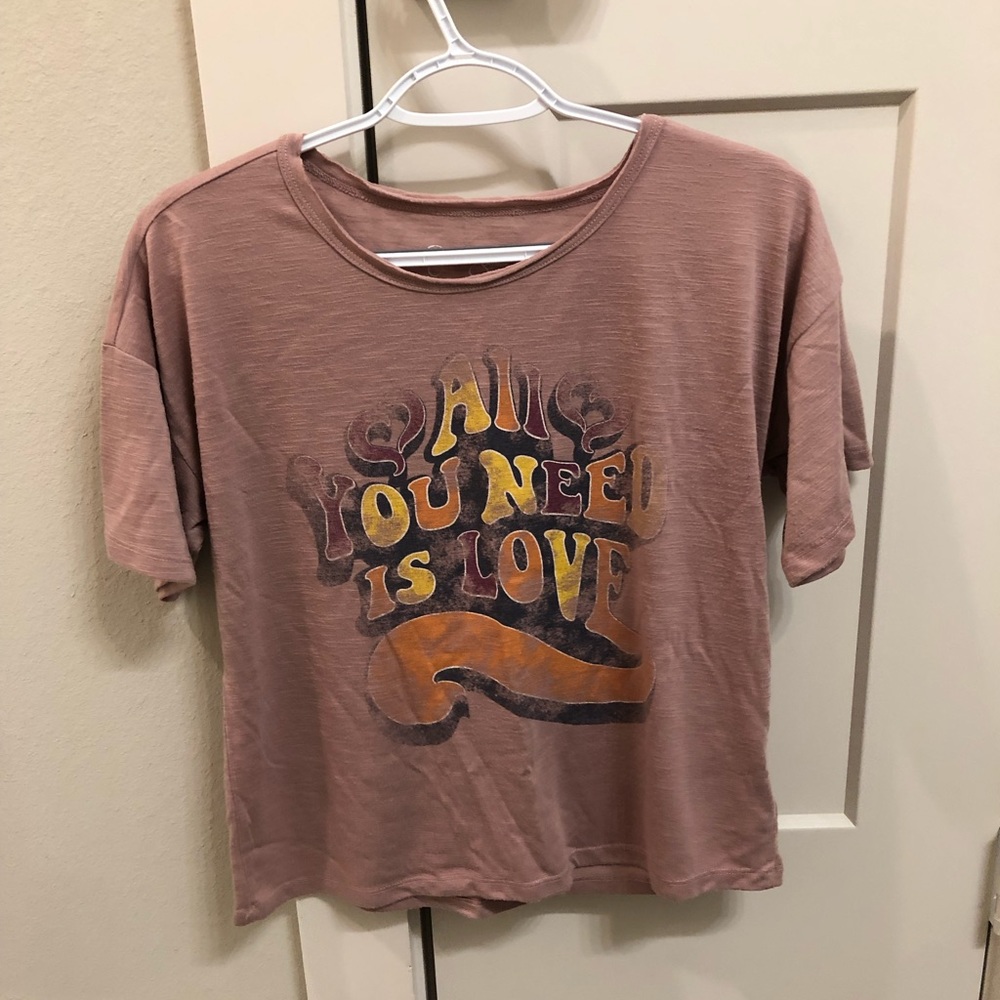 Jessica Simpson tee shirt